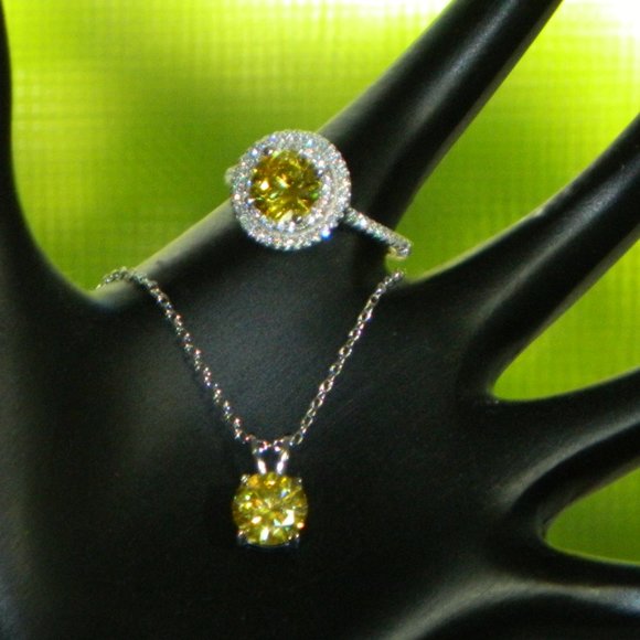 Diamonelle .925 Sterling Silver Plated Ring & Pendant with Chain Set Size 7 or 8 - Picture 10 of 12